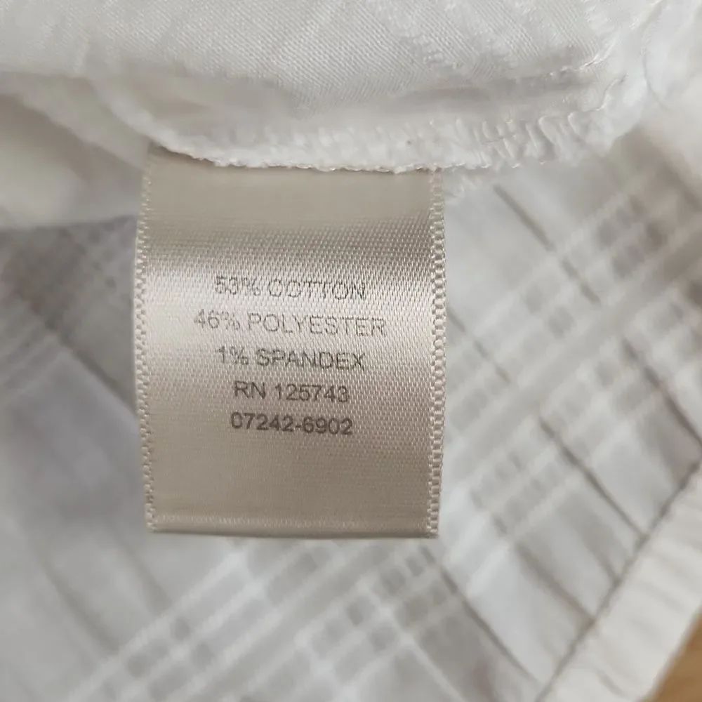🔺️Christopher & Banks White Buttoned Long Sleeve Top Medium - Picture 13 of 14